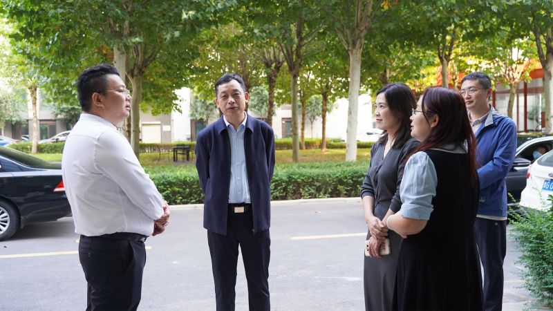 欢迎市委外办一行莅临欧冠在线官网-欧冠（中国）
调研指导